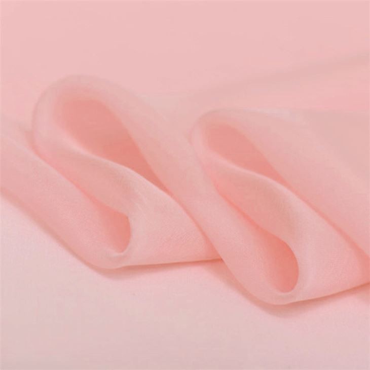 ผ้าไหมชิฟฟ่อนสีชมพูบลัชออน